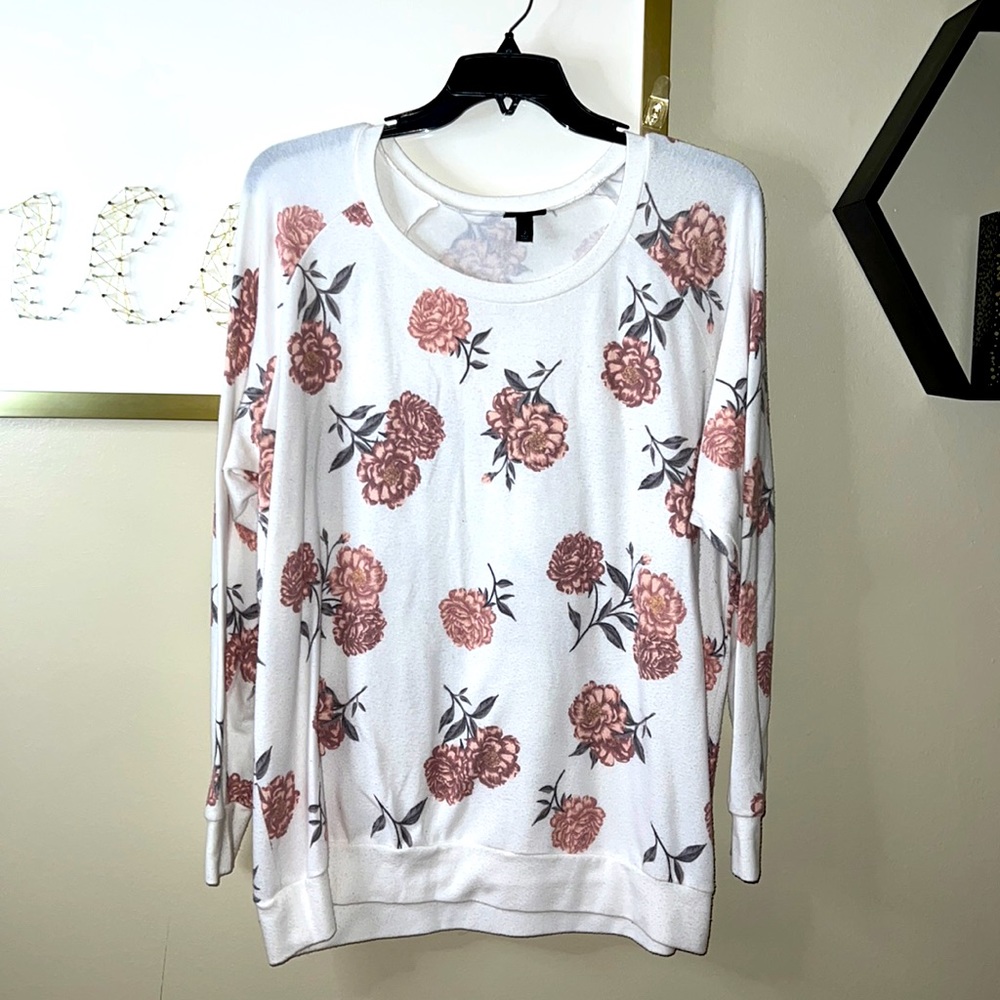 Torrid Floral Sweater 🌸